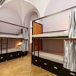 St Nicholas Hostel Praha